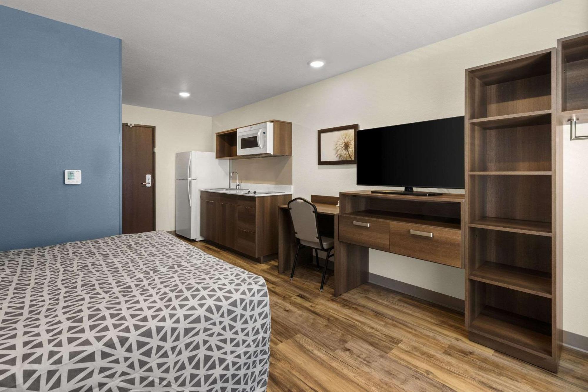 Woodspring Bowling I-65 Hotel Bowling Green